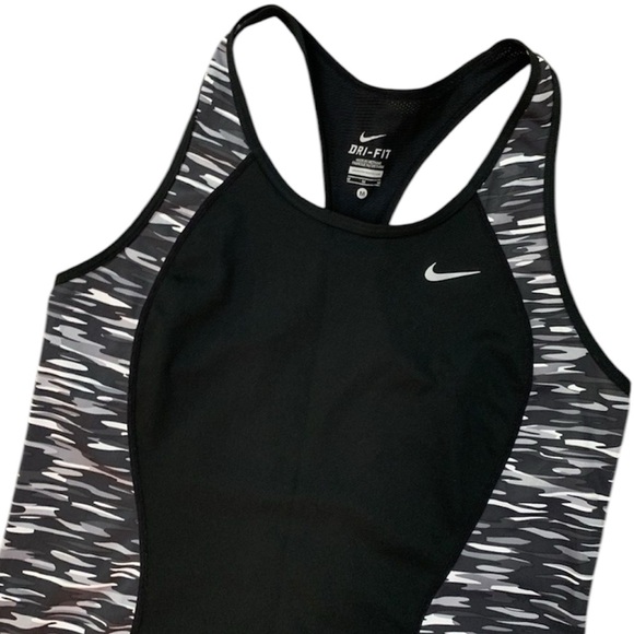 Nike Dri Fit Racerback Black White Camo Workout Athletic Tank Top Size Medium - Picture 2 of 8